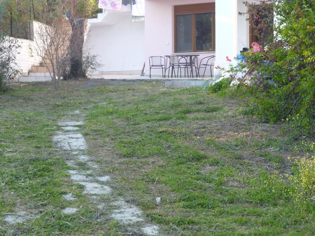 Villa Athina Palaiontsiflikion Bagian luar foto